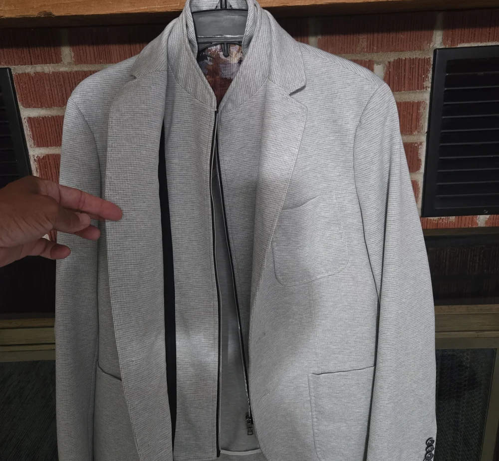 Men’s Light Gray Lightweight Sportcoat-Jacket- Blazer.  Fits like a 40 modern.
